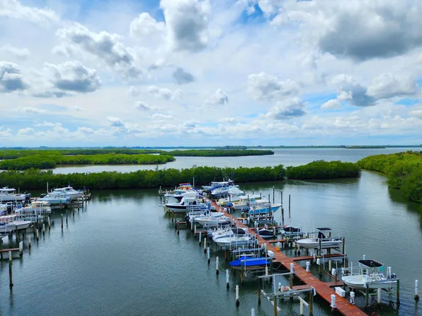 5155 N Highway A1a #512, Hutchinson Island, FL 34949