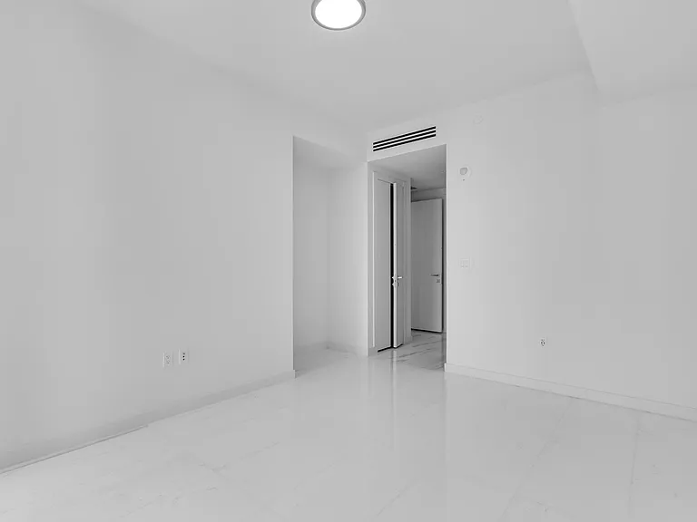 300 Biscayne Boulevard Way #3008 — Photo 12