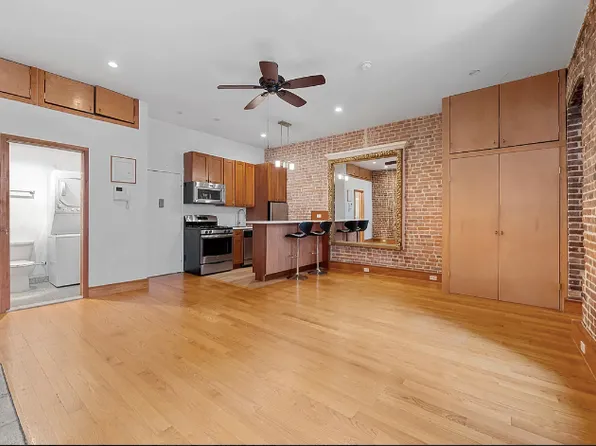 125 East 39th Street image 5 of 9