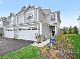 3026 Abbey Cir, Aurora, IL 60502