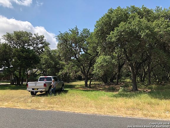 5th image of 8449 Indian Hills Ln