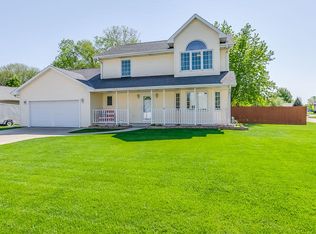 4831 Aberdeen Dr, Racine, WI 53402