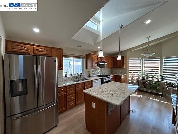 3rd image of 1200 W Winton Ave Spc 71