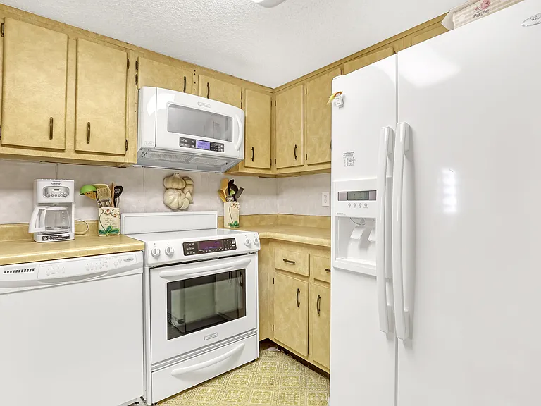2800 N Ocean Dr #A-3C — Photo 10