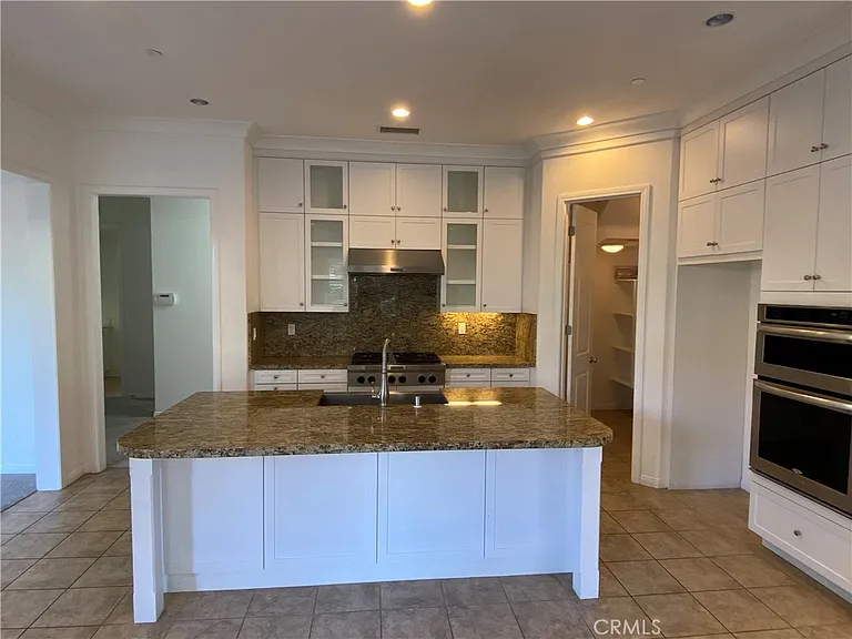 72 Gardenhouse Way — Photo 6