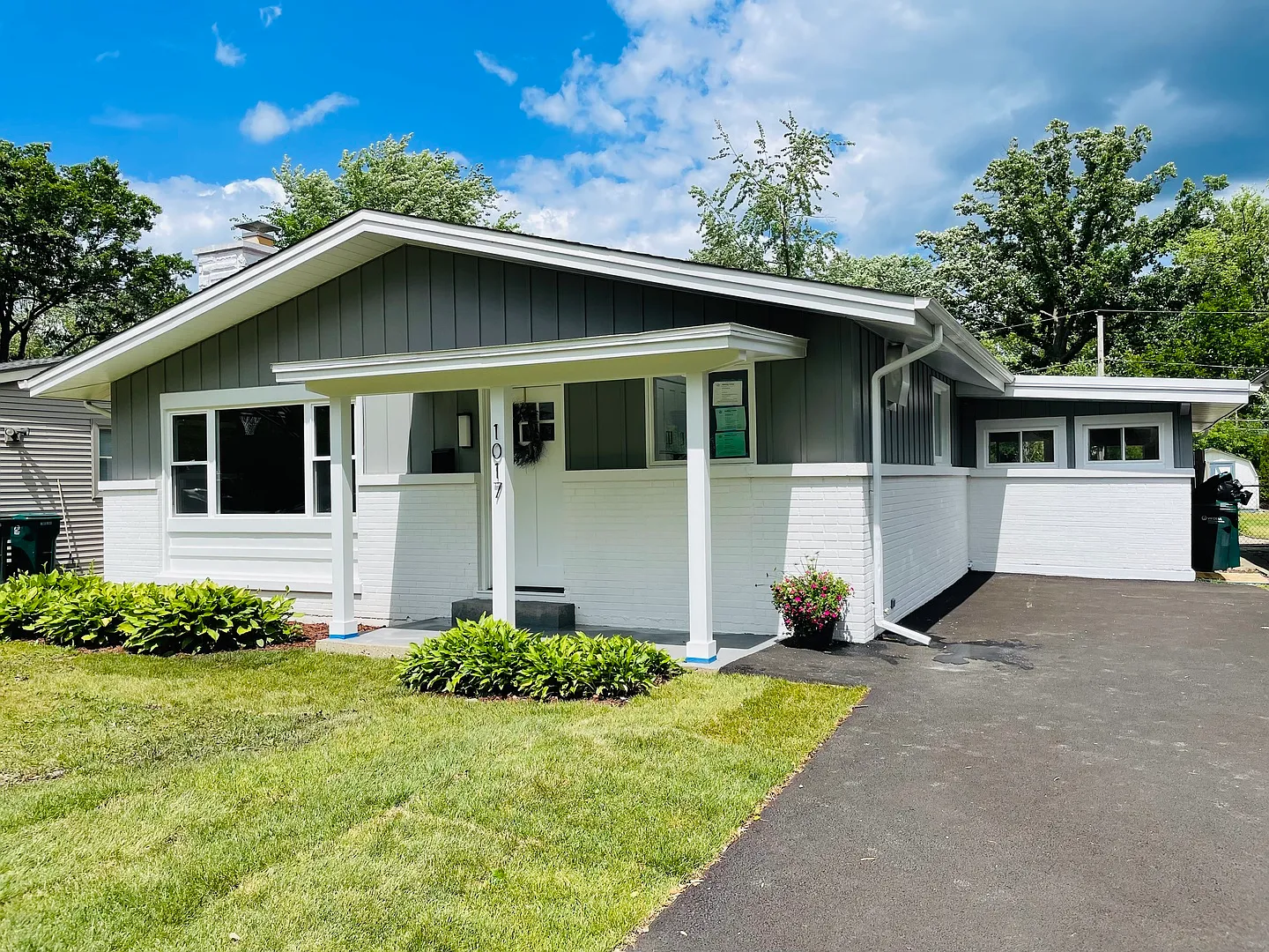 1017 Dell Rd photo 1
