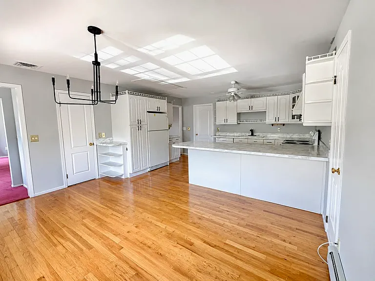 3 Haskel Ln #2 — Photo 2