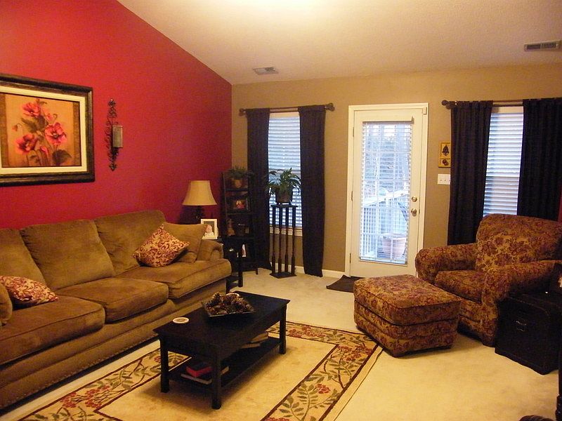 1st image of 216 Upper Beaver Creek Dr