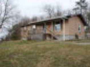 206 Church St, Fayetteville, WV 25840