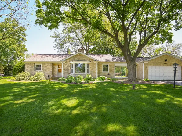 325 S Lambert Rd, Glen Ellyn, IL 60137