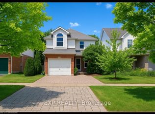 255 Pineland Pl, Waterloo, ON N2T 2S4