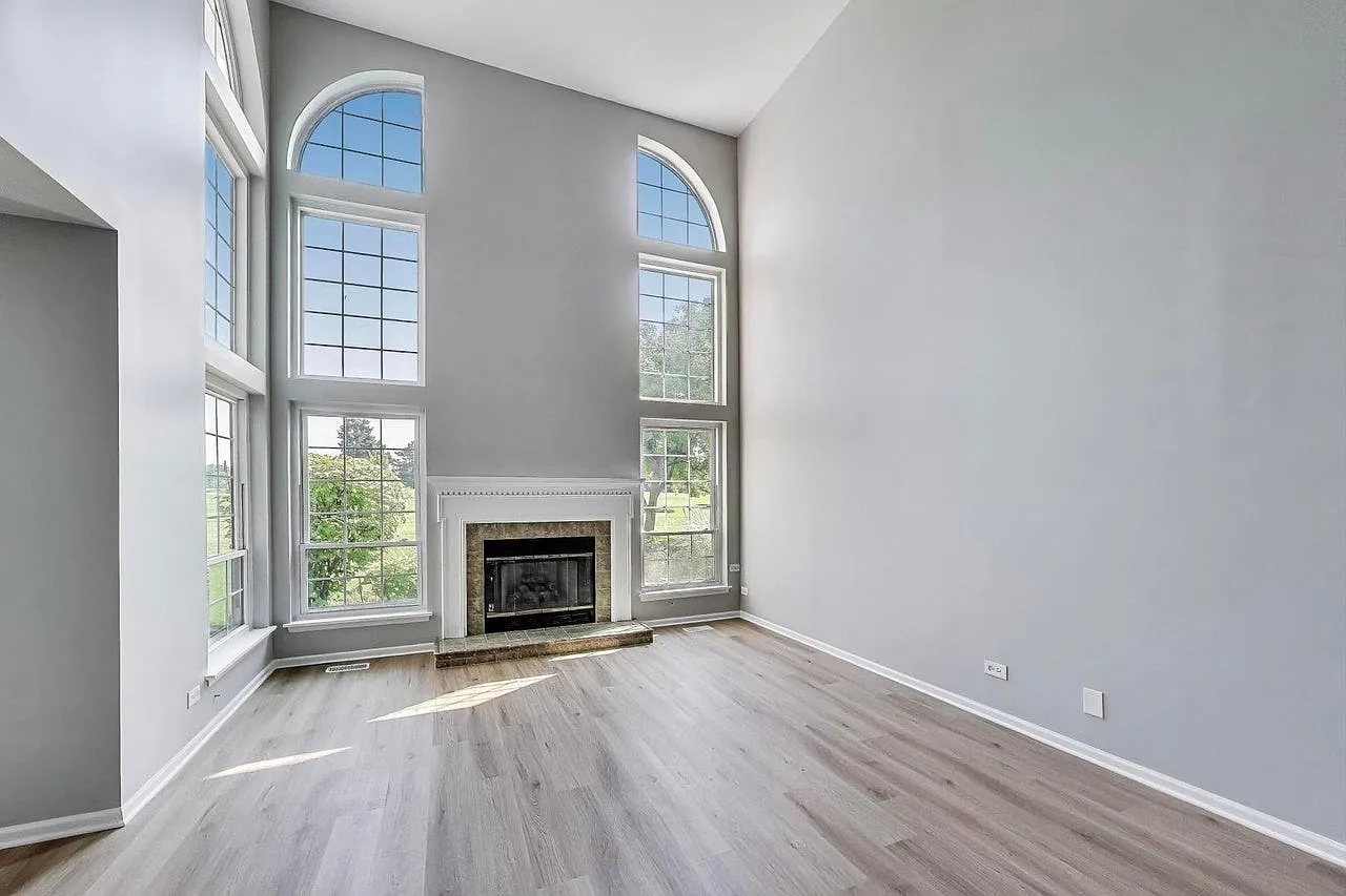 3 bed, 2.5 bath, 1412 sqft, $2,900 — Photo 2