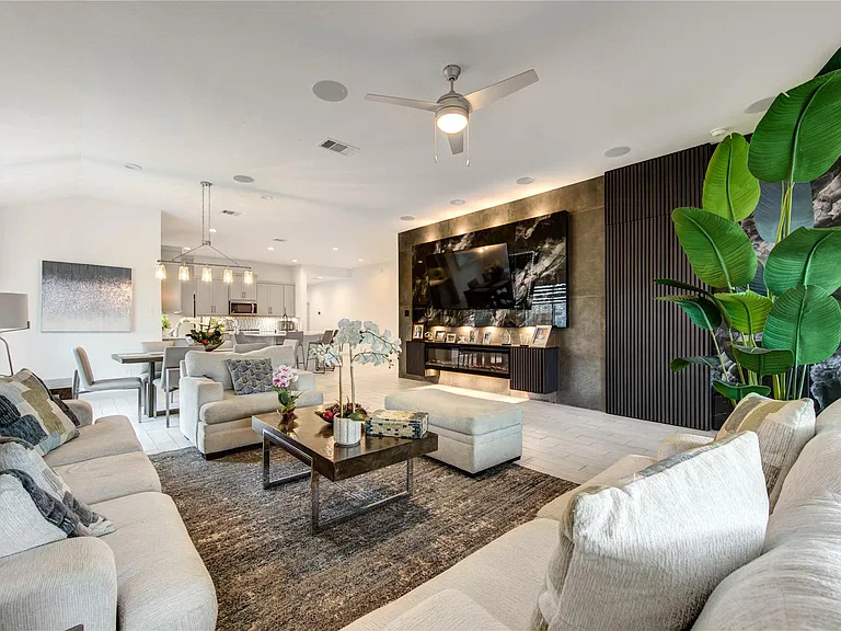 3306 Black Gore Creek Dr — Photo 10