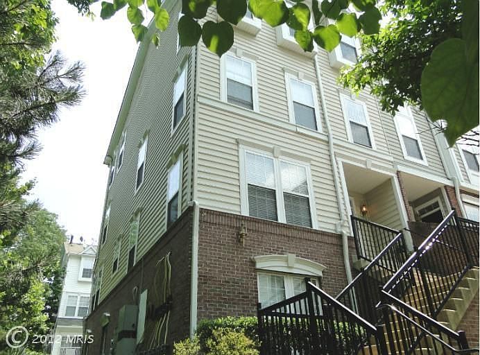 2nd image of 11584 Cavalier Landing Ct #804B