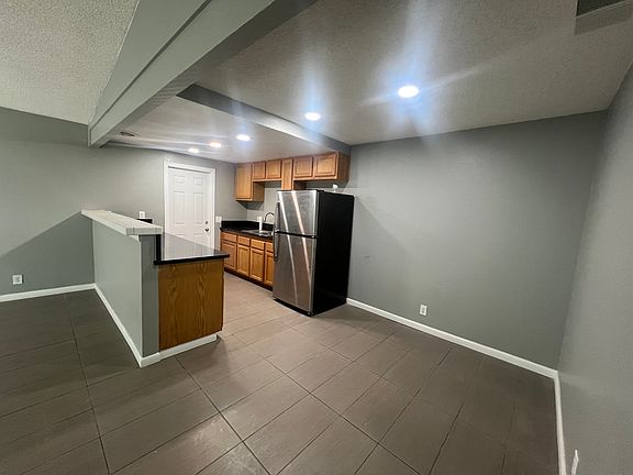 4th image of 5142 Jackson St