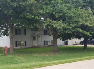 506 Locust St, Wapello, IA 52653