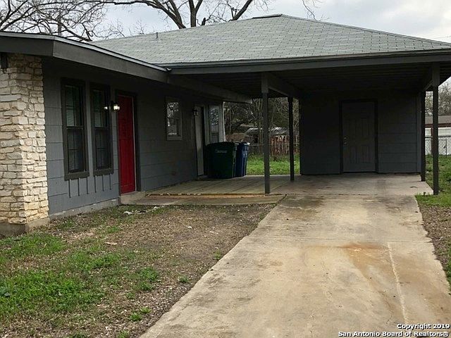 1st image of 5150 Village Lawn