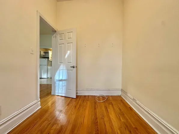 36 West 90th Street image 6 of 12