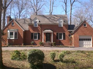 234 James River Dr, Newport News, VA 23601