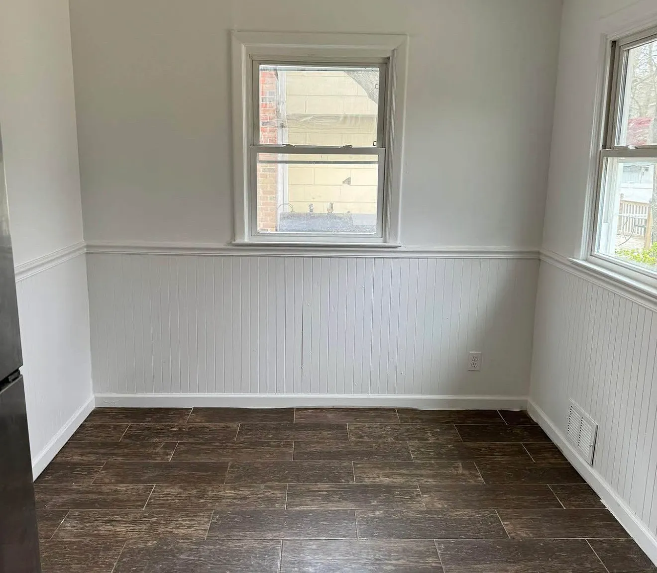 69 Rugby Dr — Photo 3