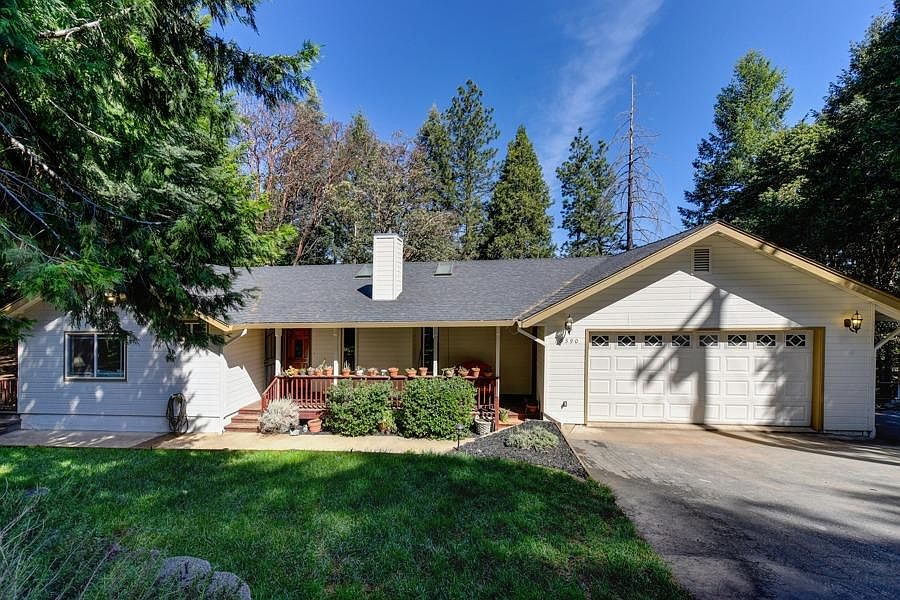 1st image of 16590 Meadow Vista Dr