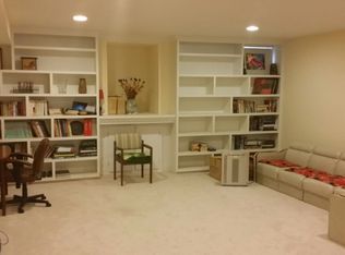 6209 Cardinal Brook Ct, Springfield, VA 22152