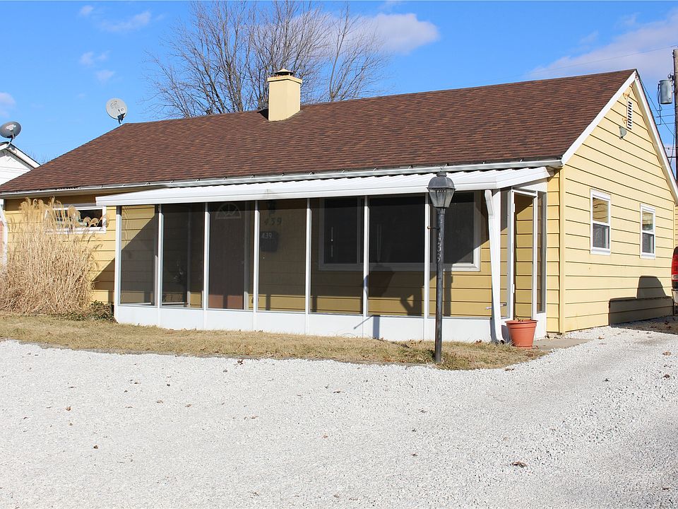 1st image of 439 Southgate Dr