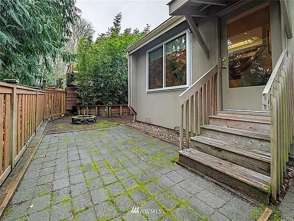 3rd image of 6535 NE Fir St
