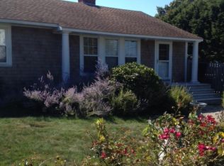 15 Parkman Rd, Narragansett, RI 02882