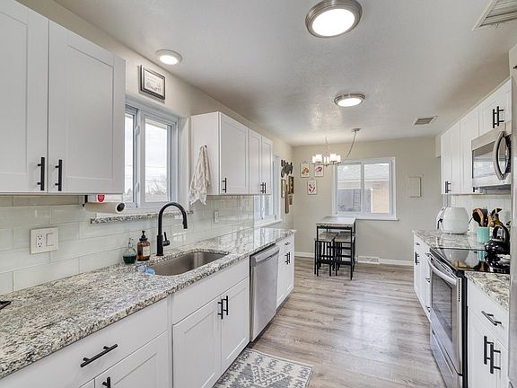 5th image of 8430 Dawson Dr