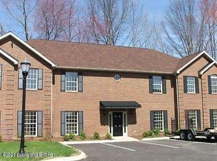 234 Hampton Place Ct, Fairdale, KY 40118