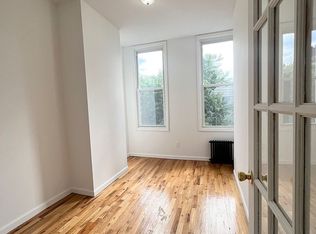 514 Fairview Ave #2L, Ridgewood, NY 11385