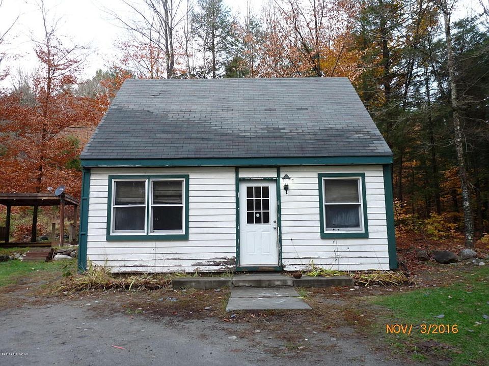19 Agard Rd Ext.