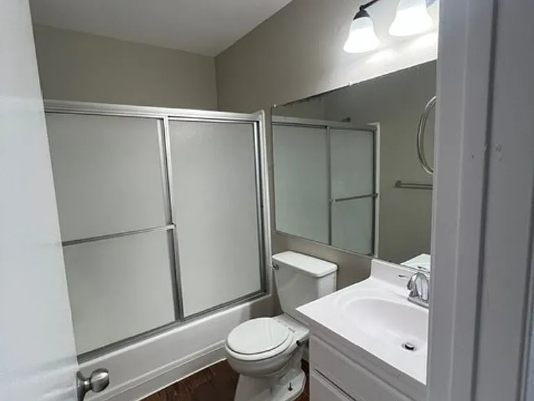 750 Gaviota Ave #2 — Photo 12