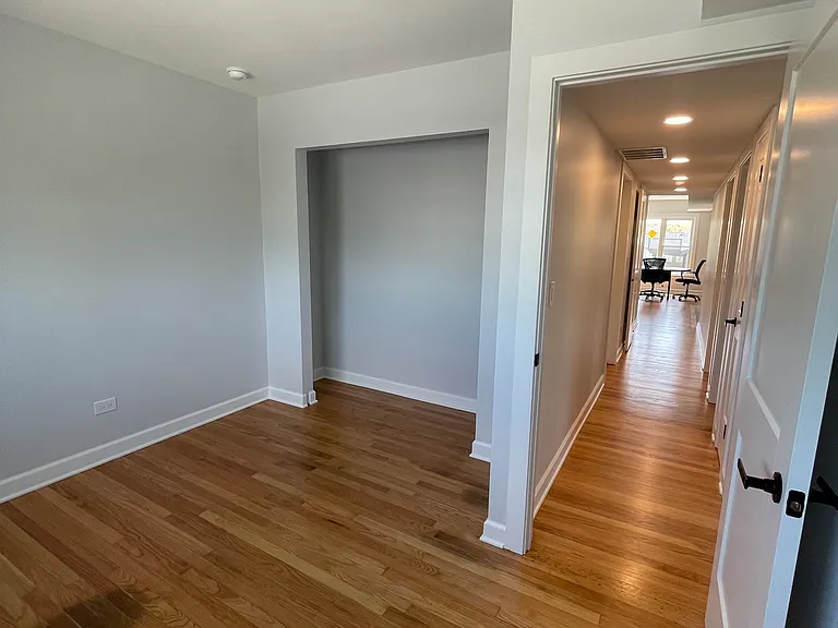 7105 W 79th St #1 — Photo 9