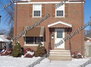 309 Fairbanks Pl, Munster, IN 46321