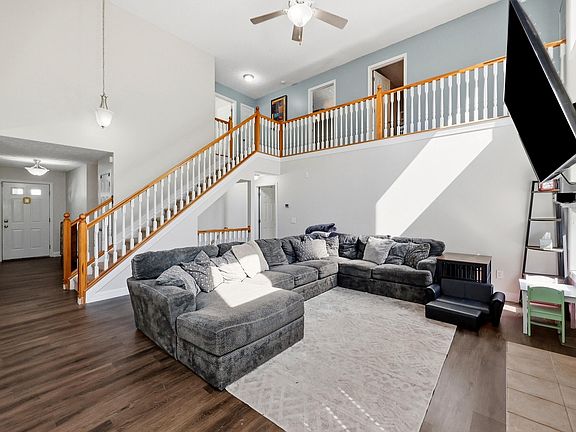 5th image of 110 Stapleton Way