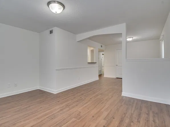 Wheeler Woods Apartments