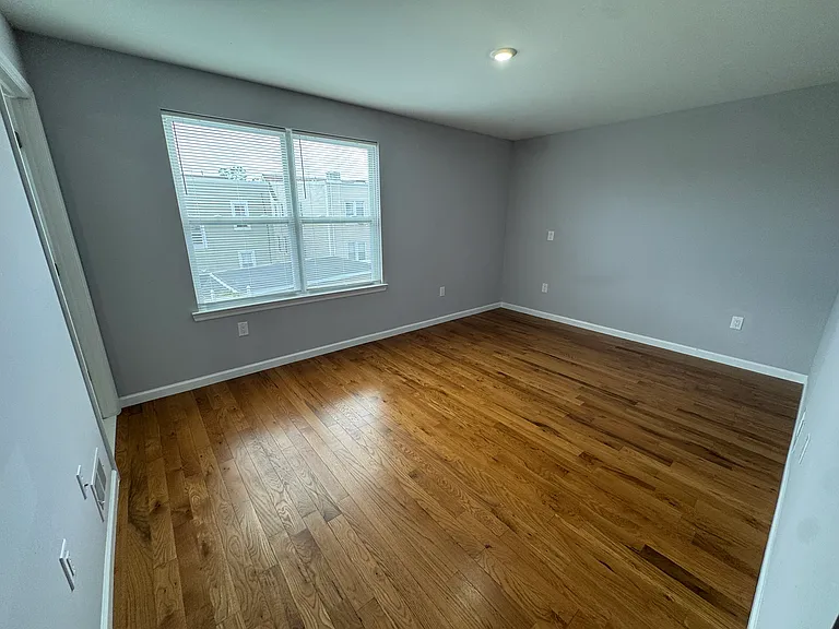 301 N 13th St #1 — Photo 25