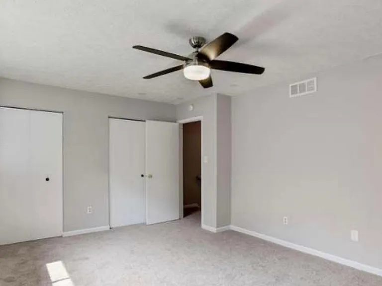 8548 Pine Run Ct — Photo 3