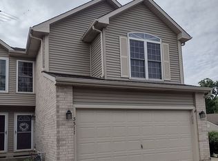 3311 Cottonwood Ct, McHenry, IL 60051