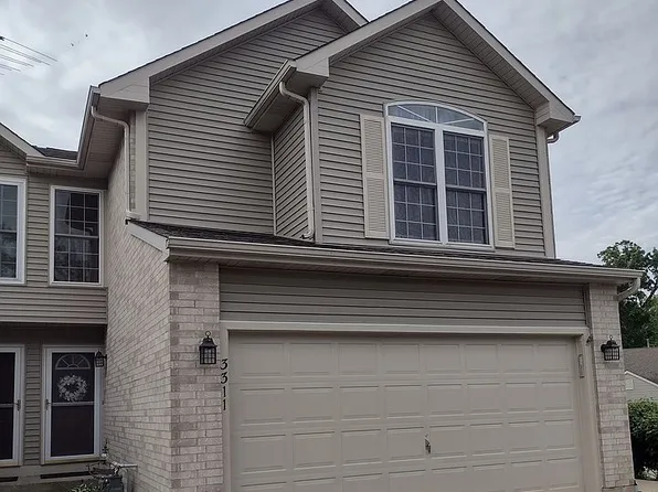 3311 Cottonwood Ct, McHenry, IL 60051