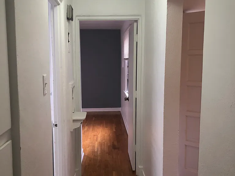 Hall_11032022