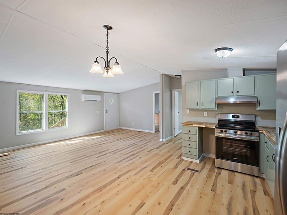 3rd image of 5670 Copley Rd