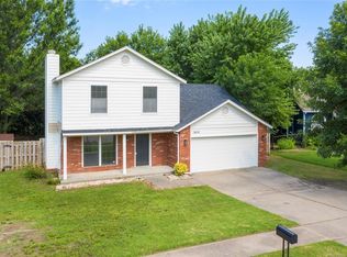 1610 S Fir Pl, Broken Arrow, OK 74012