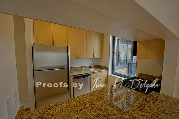 Rented by Stonehenge NYC LLC | media 6