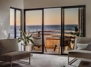 125 Surf Way APT 402, Monterey, CA