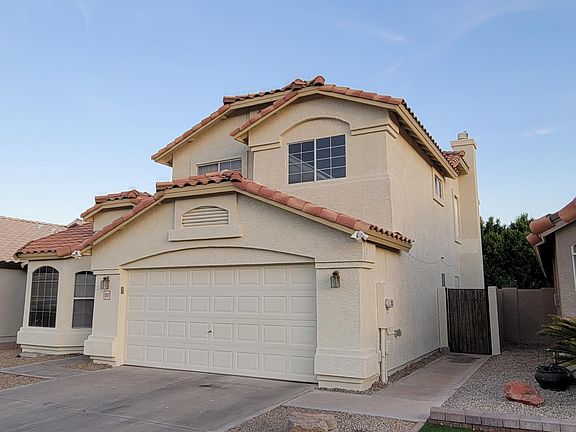 3rd image of 1257 W Myrna Ln