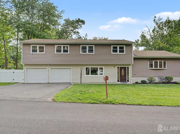 41 Montclair Ave, Edison, NJ 08820