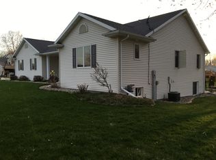 1909 N Rexford St, Appleton, WI 54914